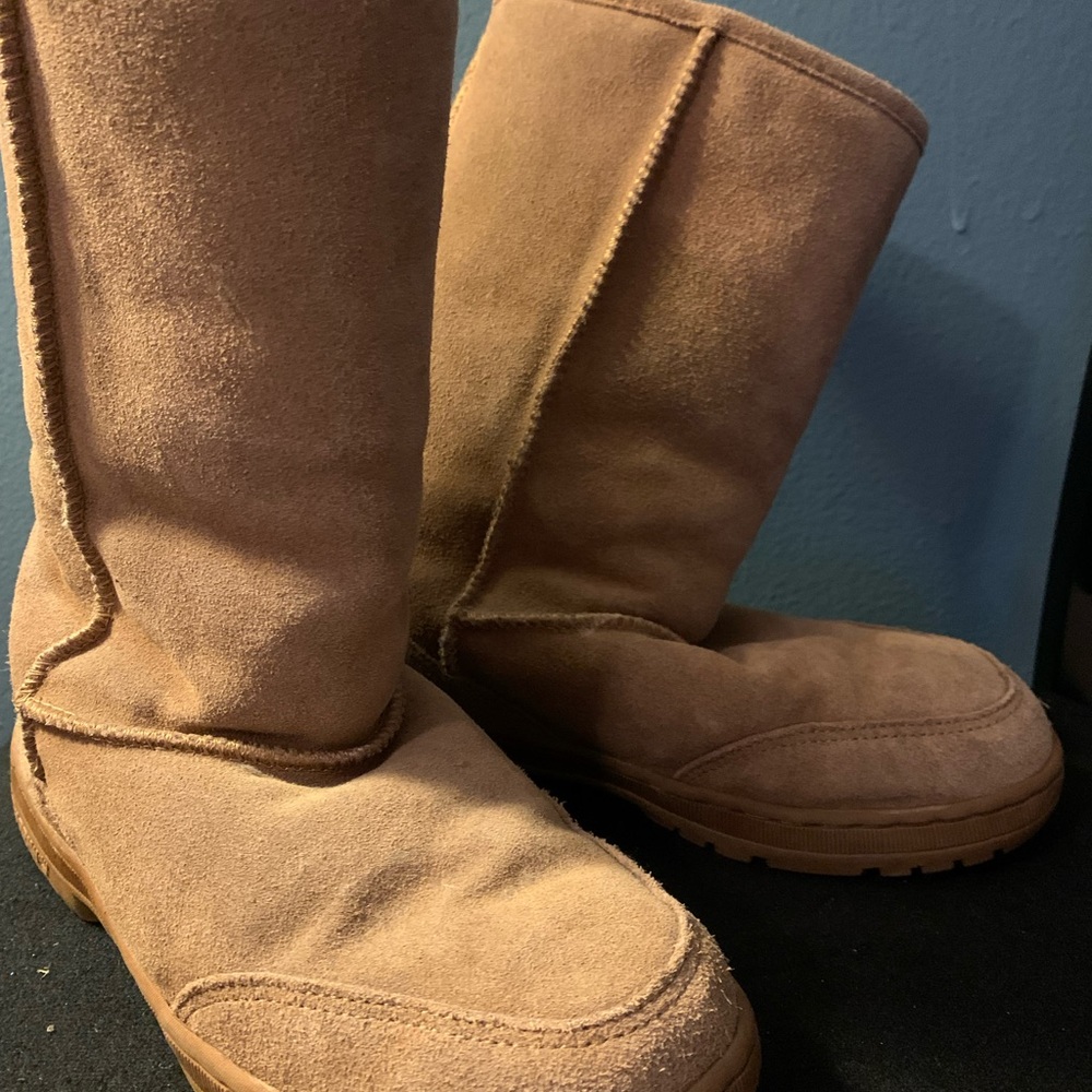 Bearpaw Boots